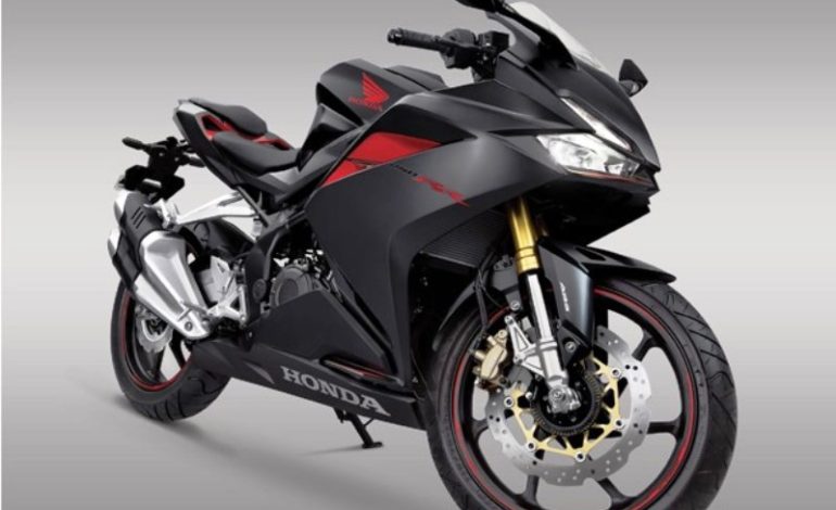Honda lança nova esportiva de pequena cilindrada
