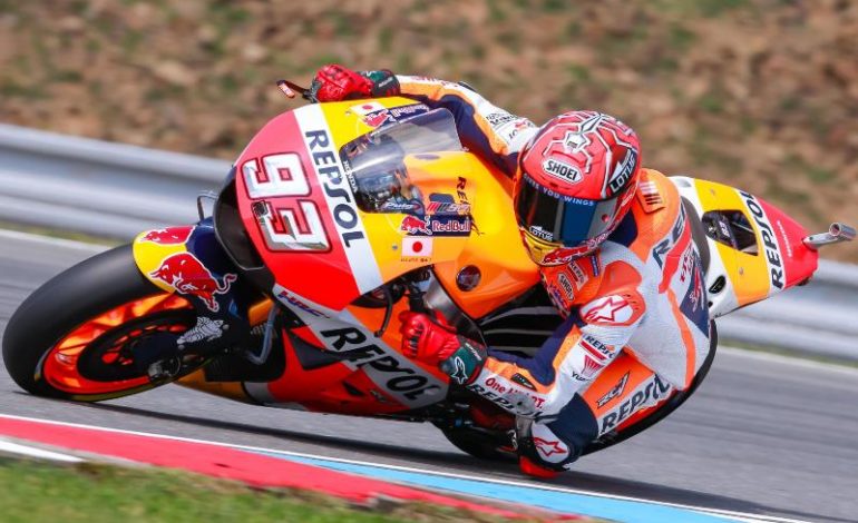 Marc Márquez fatura a pole position em Brno