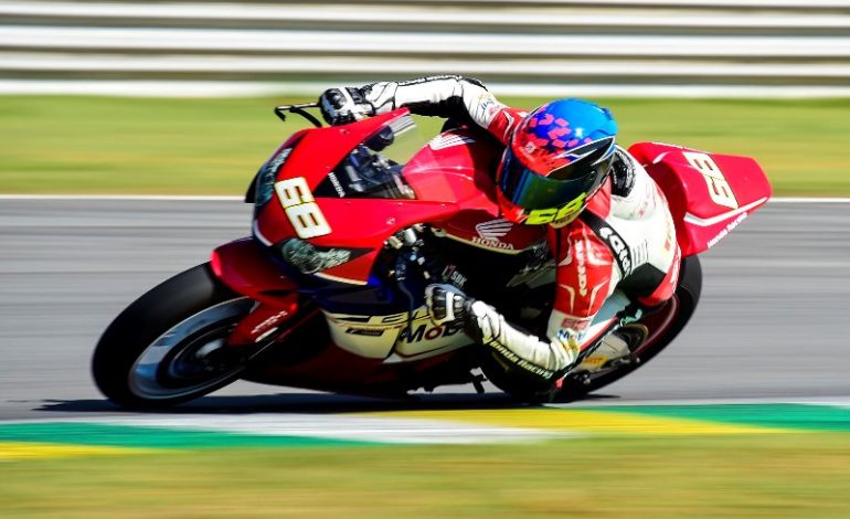 Diego Faustino faz a pole para a quinta etapa do SuperBike Brasil