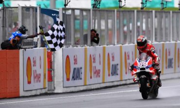 Andrea Dovizioso vence o Grande Prêmio da Malásia de MotoGP