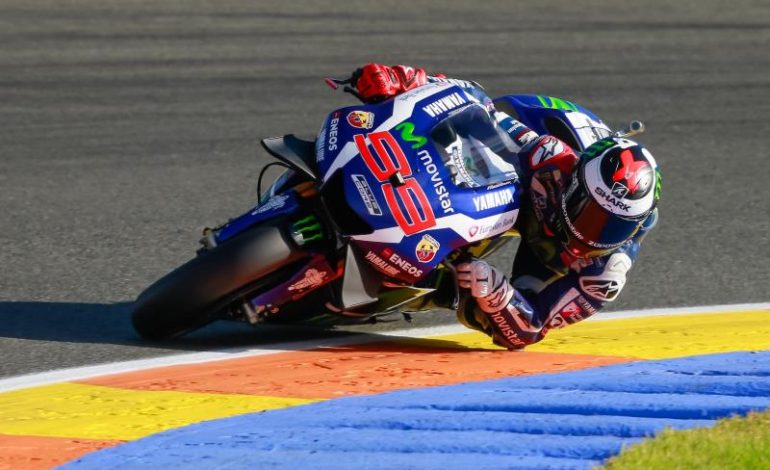 Jorge Lorenzo fecha a temporada da classe MotoGP com vitória