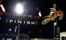 Antonio Cairoli vence as duas baterias da MXGP no Qatar