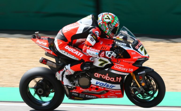 Chaz Davies finaliza quinta etapa do WSBK com dobradinha