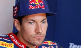 Campeão de MotoGP Nycky Hayden sofre grave acidente na Itália