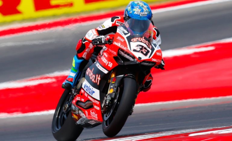 Marco Melandri consegue uma vitória “em casa” pelo Mundial de Superbike