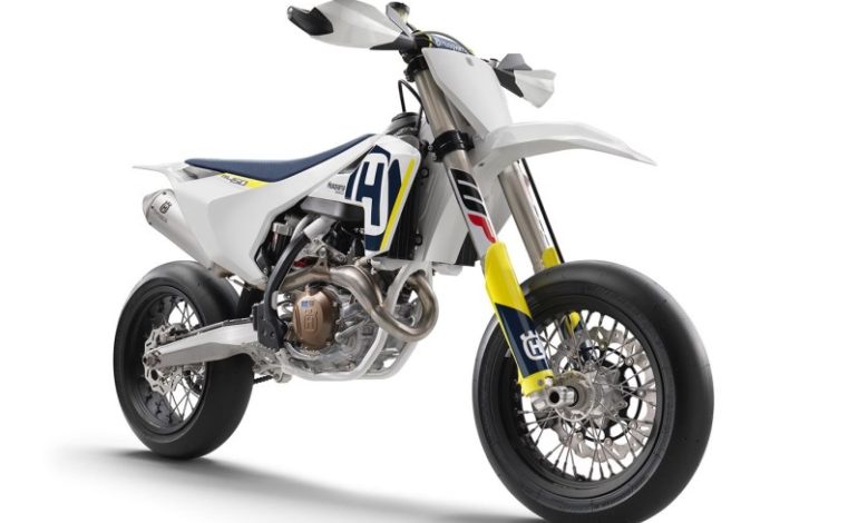 Husqvarna atualiza sua supermoto de 450 cilindradas
