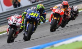 Valentino Rossi quebra o jejum e volta a vencer em Assen