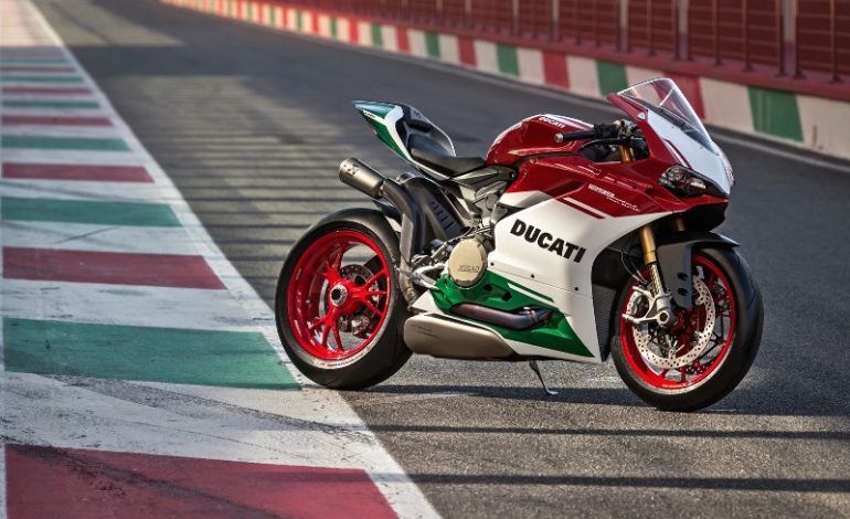 Ducati Panigale não terá mais o motor L2