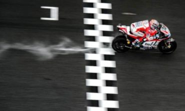 Andrea Dovizioso vence em Sepang e adia a decisão do título da MotoGP para Valência