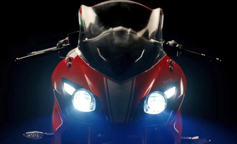 TVS e BMW lnçam pequena esportiva em parceria