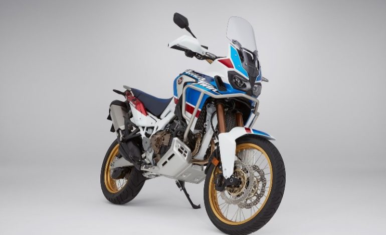 Africa Twin em versão “aventureira radical”