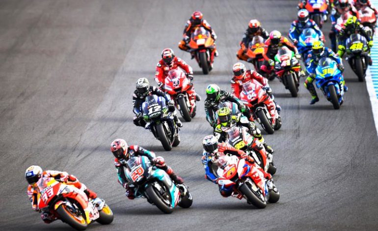Marc Márquez “imparável” no Japão