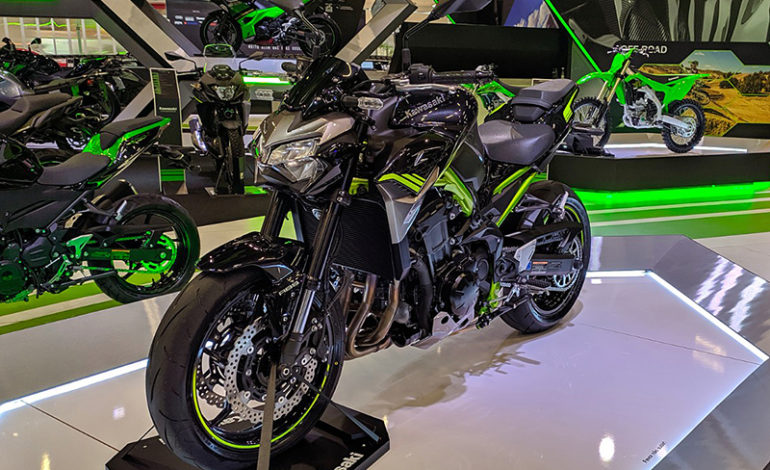 Kawasaki lança a nova Z900 no Brasil por R$ 47.990,00