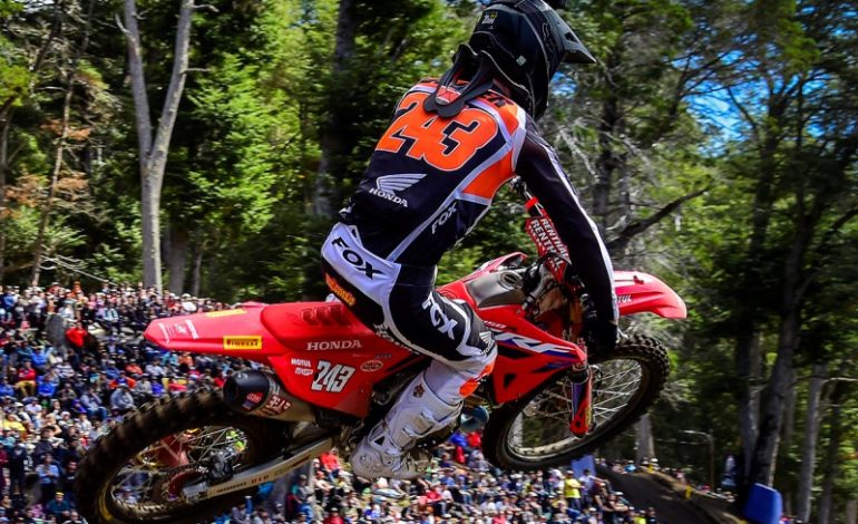 Tim Gajser vence o terceiro GP consecutivo este ano