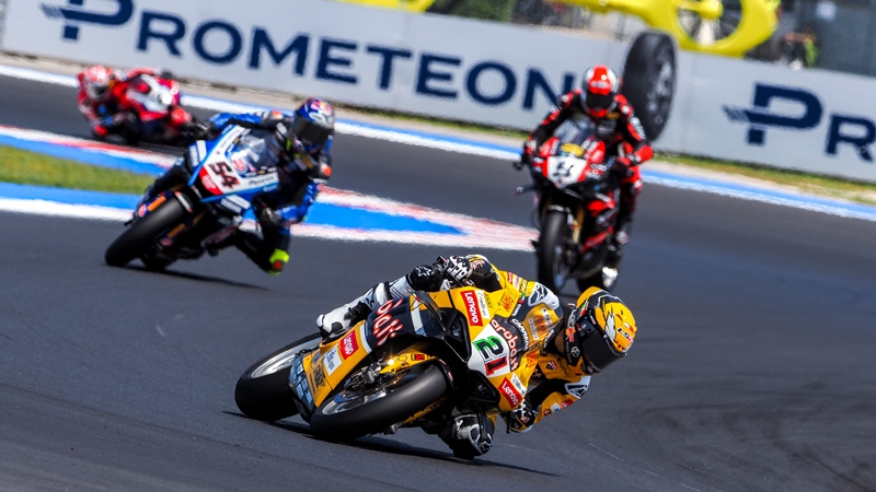 Vestindo amarelo” Ducati brilha no Mundial de Superbike