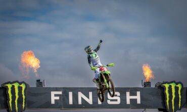 Romain Febvre combina resultados para vencer na Grã-Bretanha