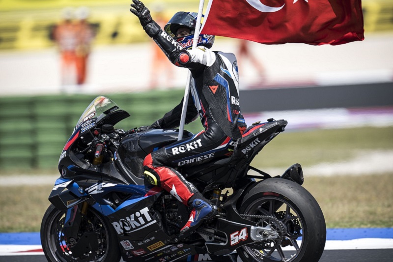 Toprak Razgatlıoğlu vai competir na classe MotoGP em 2026