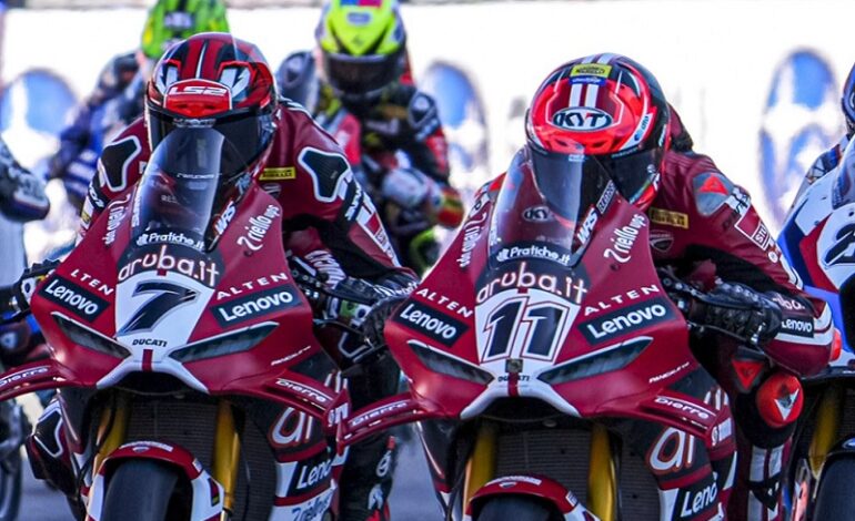 Nicolo Bulega vence as duas corridas em Portugal