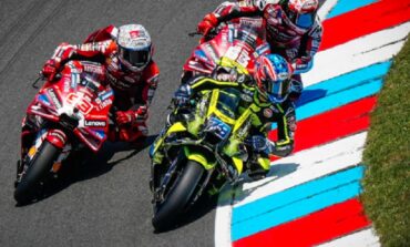 Marc Márquez vence novamente na República Tcheca