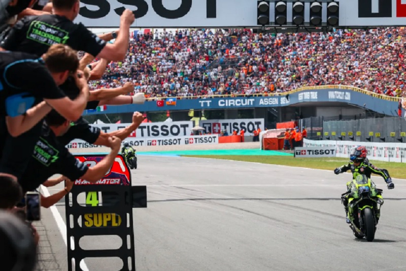 Ai Ogura conquista sua primeira vitória na MotoGP