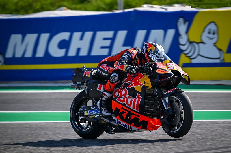 Pedro Acosta vence pela primeira vez na categoria MotoGP